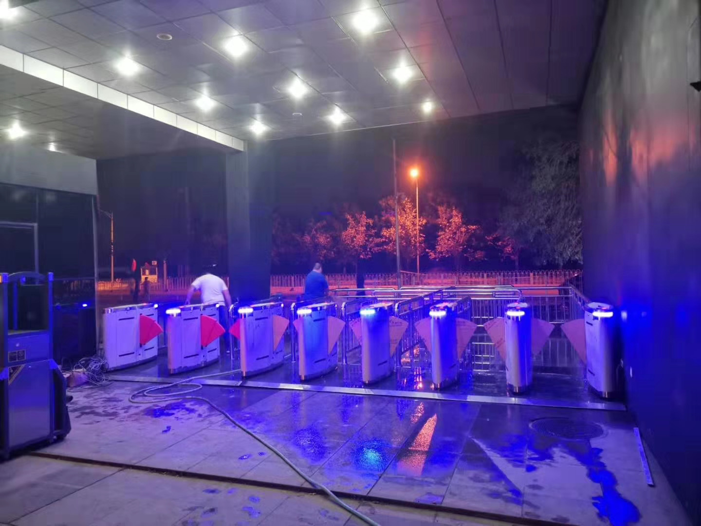 汽車站檢票口翼閘解決方案